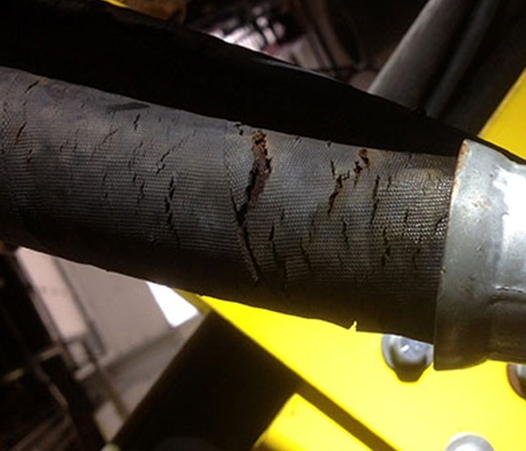 Aging Hydraulic Hose: A Hazard Affecting Industrial Safety